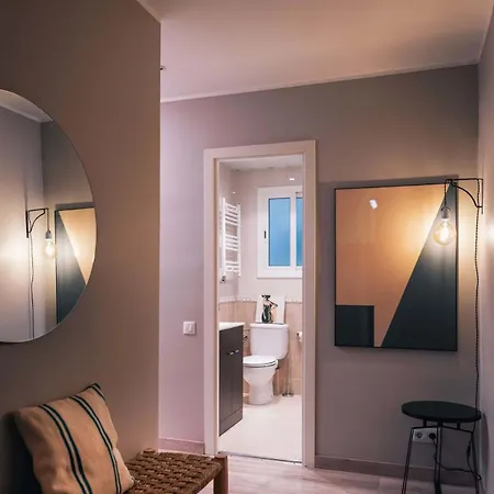 Comfortable 3-bedroom Next To Sagrada Familia *